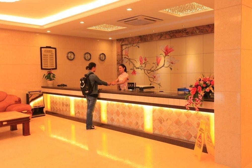 Yangshuo Hua Xiang Man Ting West Street Hotel Esterno foto