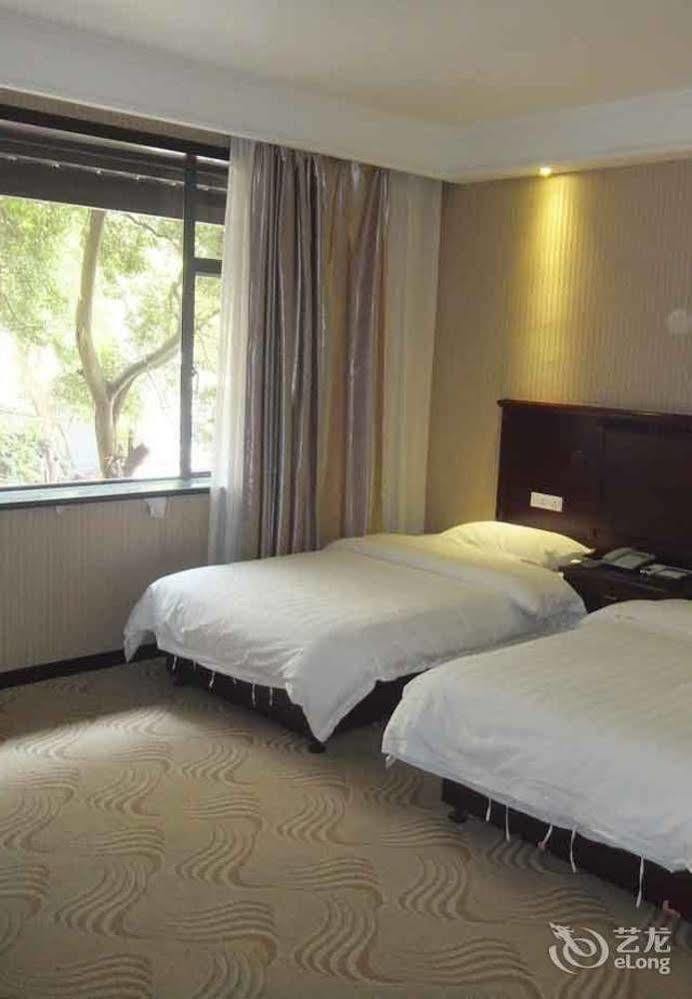 Yangshuo Hua Xiang Man Ting West Street Hotel Esterno foto